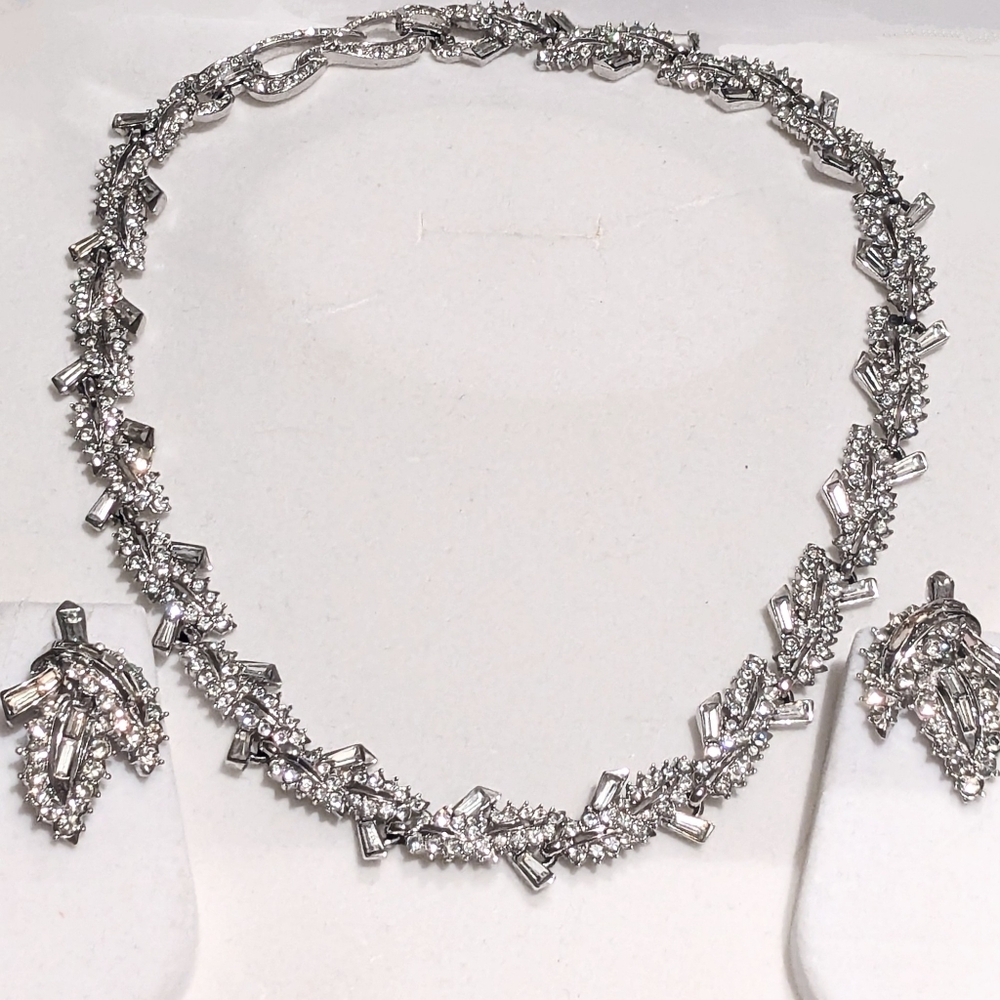 Vintage Marcel Boucher Parure - Necklace and Earrings Bridal Set - Picture 15 of 17